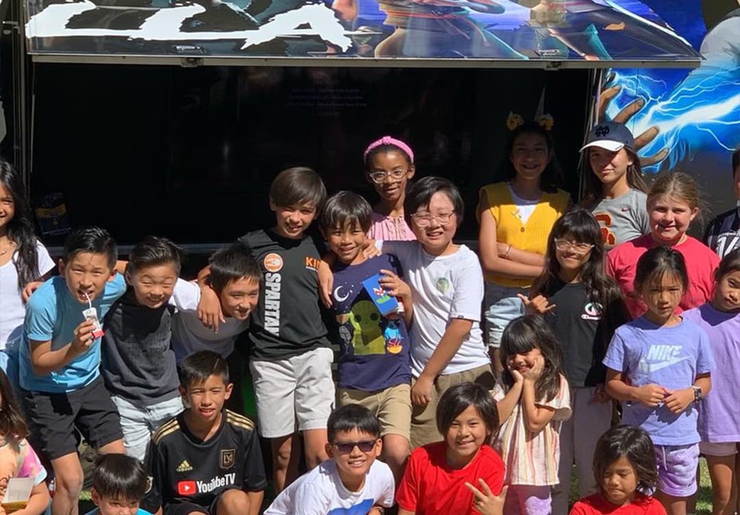 Premium Gaming Bus